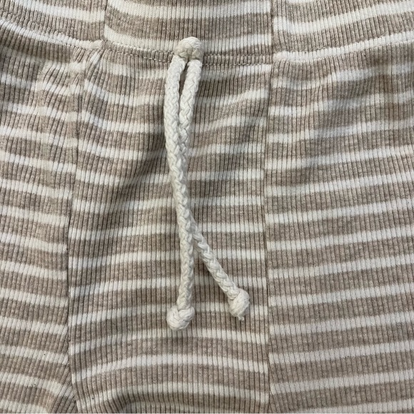 VGUC Oatmeal Stripe Night Set from Childhoods - Picture 8 of 9